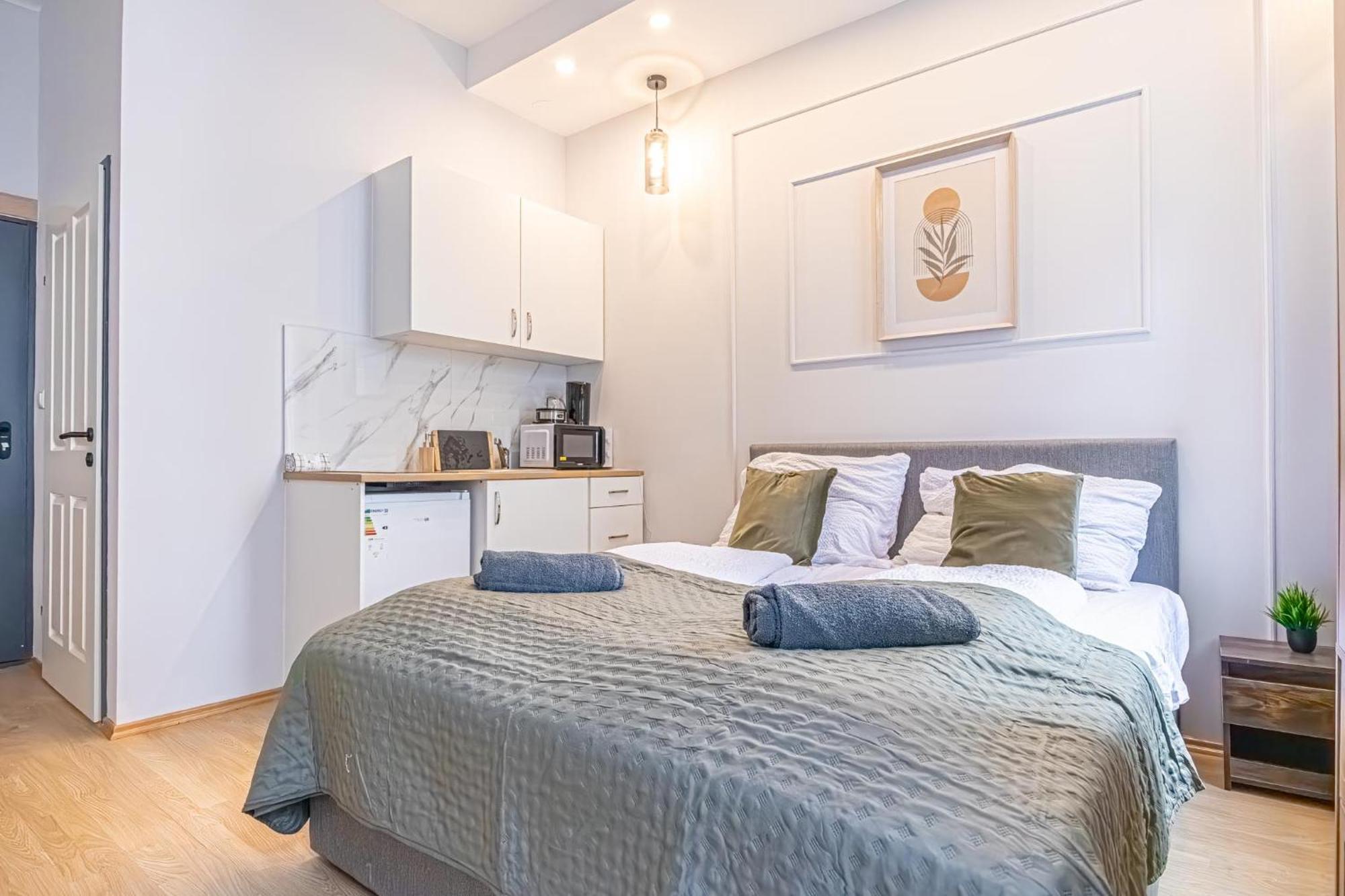 Spacious Shared Apartment Schoenbrunn Wien Exteriör bild