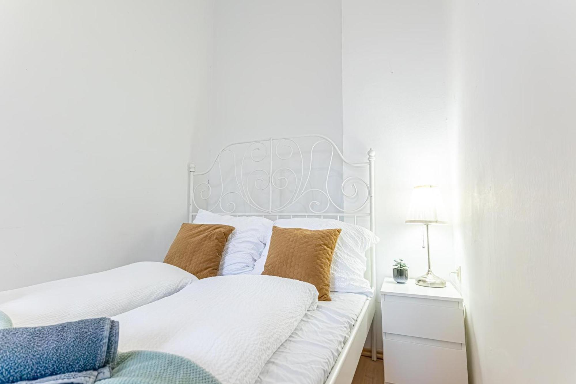 Spacious Shared Apartment Schoenbrunn Wien Exteriör bild