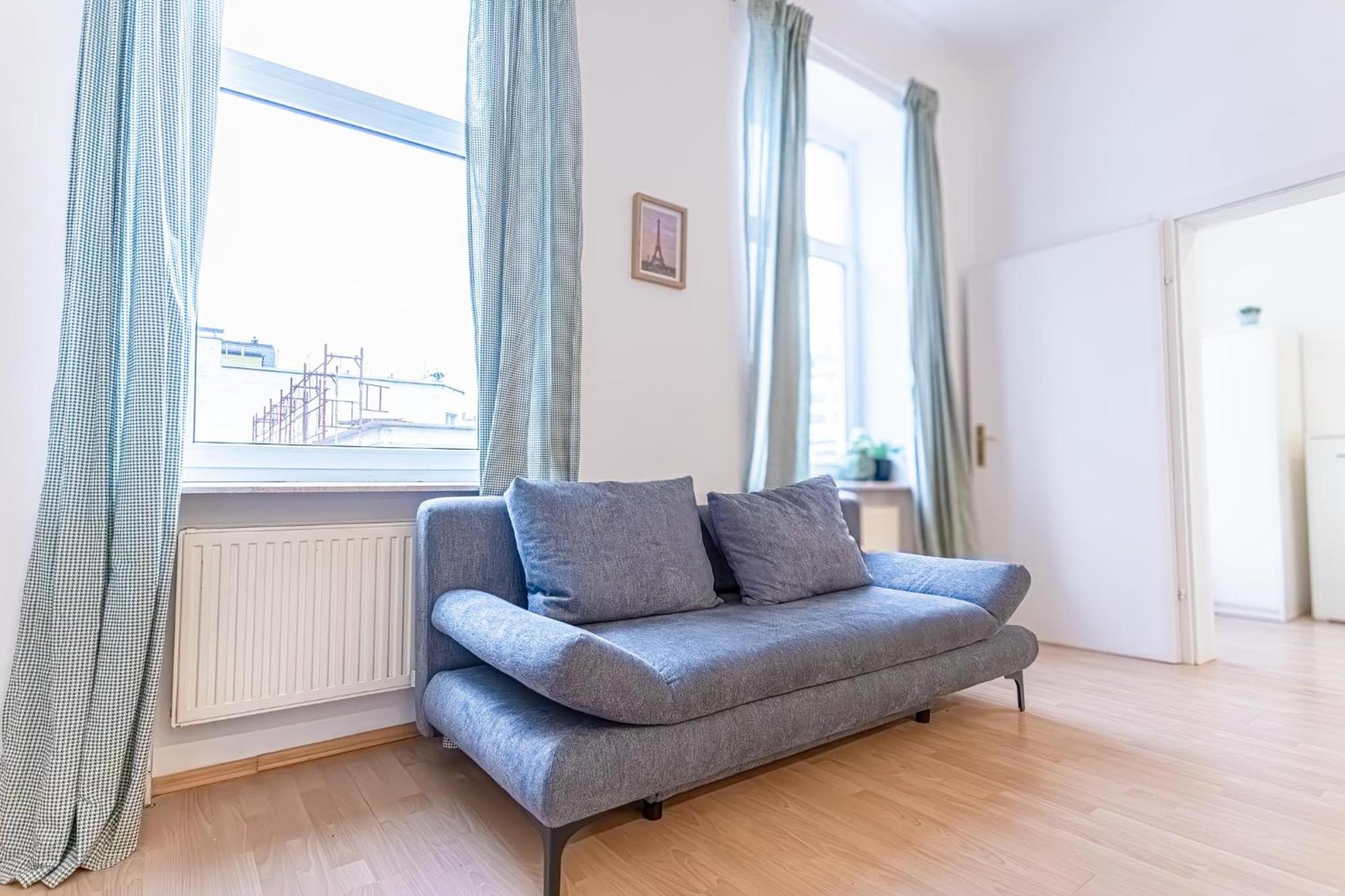 Spacious Shared Apartment Schoenbrunn Wien Exteriör bild