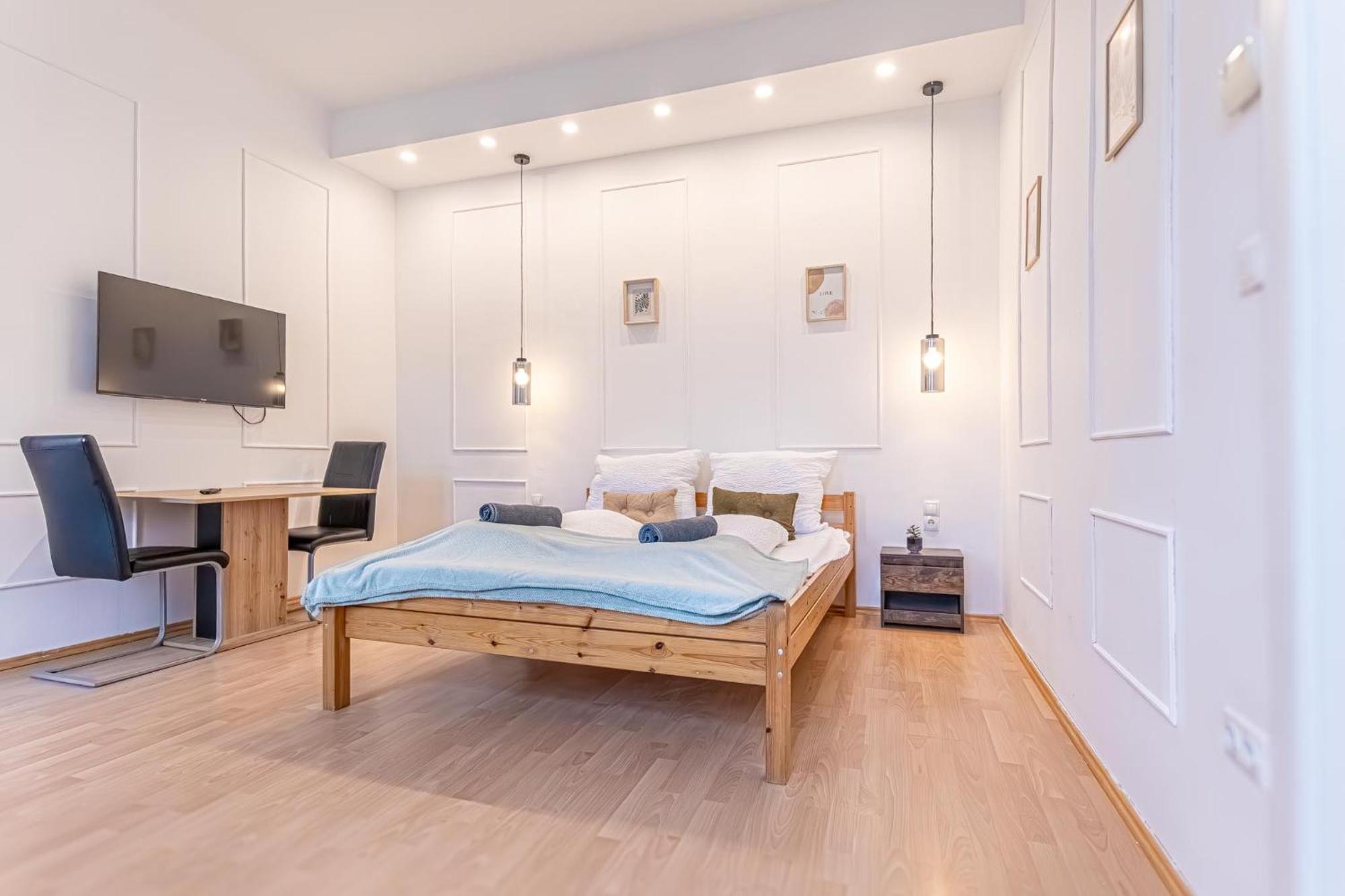 Spacious Shared Apartment Schoenbrunn Wien Exteriör bild