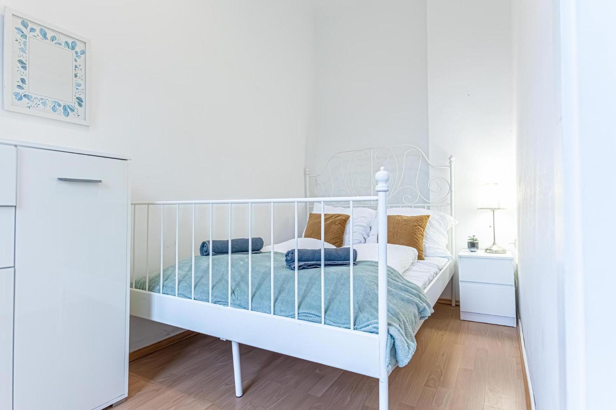 Spacious Shared Apartment Schoenbrunn Wien Exteriör bild